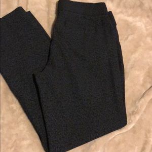 Briggs Petite Black Animal Print Ankle Pants